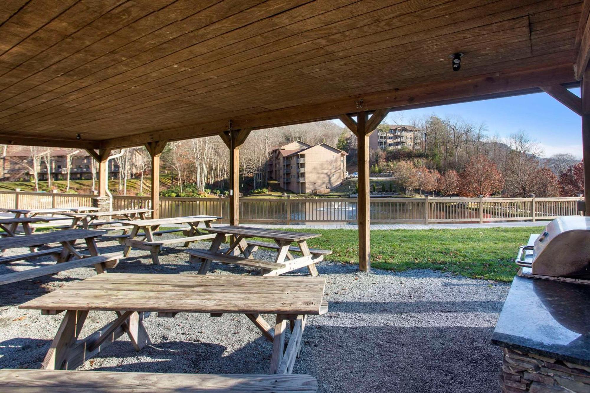 Bluegreen Vacations Blue Ridge Village, An Ascend Resort Banner Elk Exterior foto